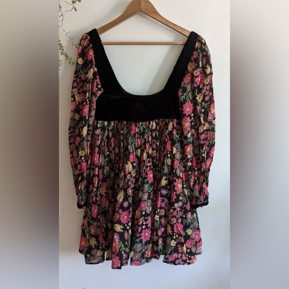 Free People Marsha Mini Dress XS Black Pink Floral Velvet Smock Long Sleeve
Boho